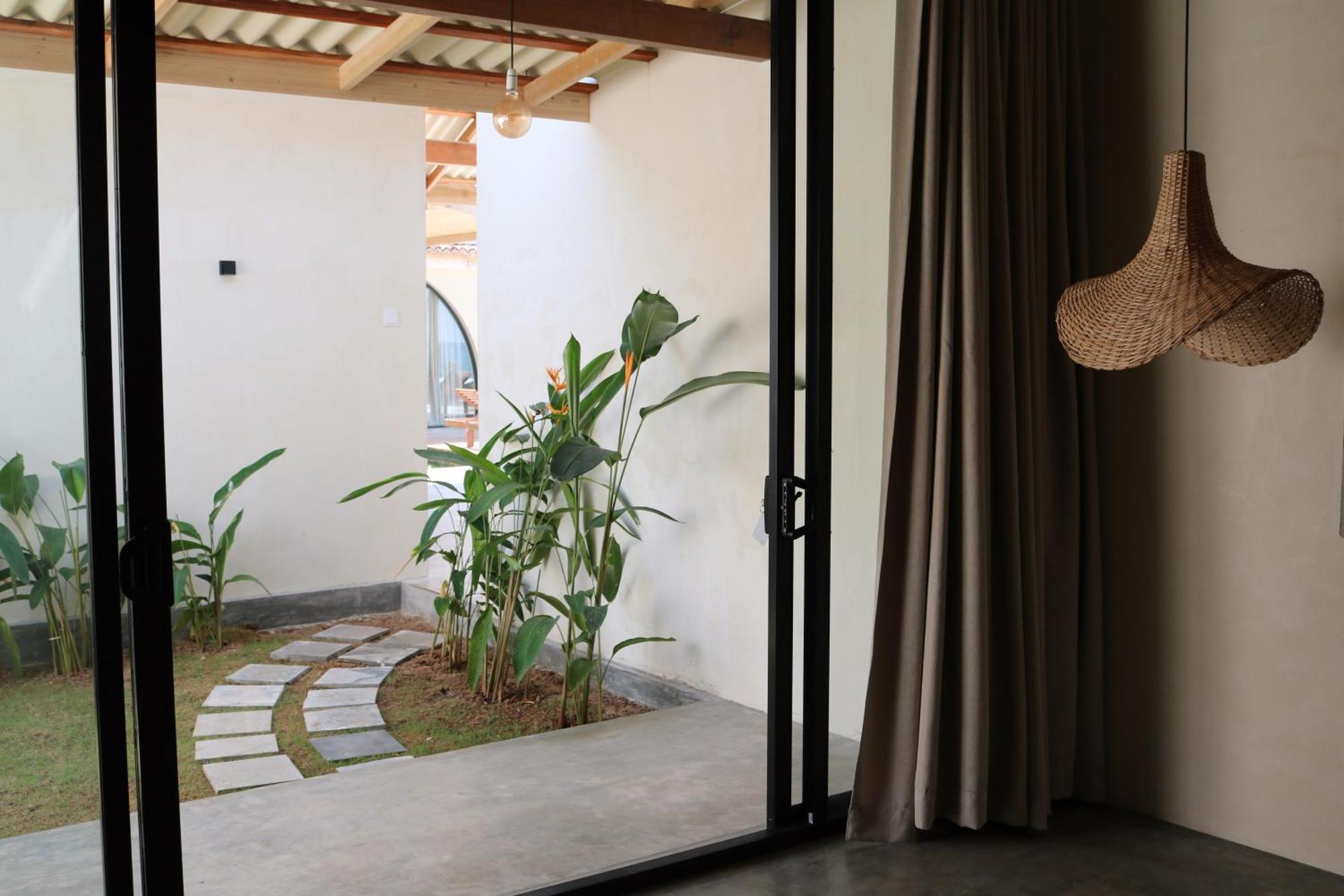Swell Shacks Hotel Matara Luaran gambar